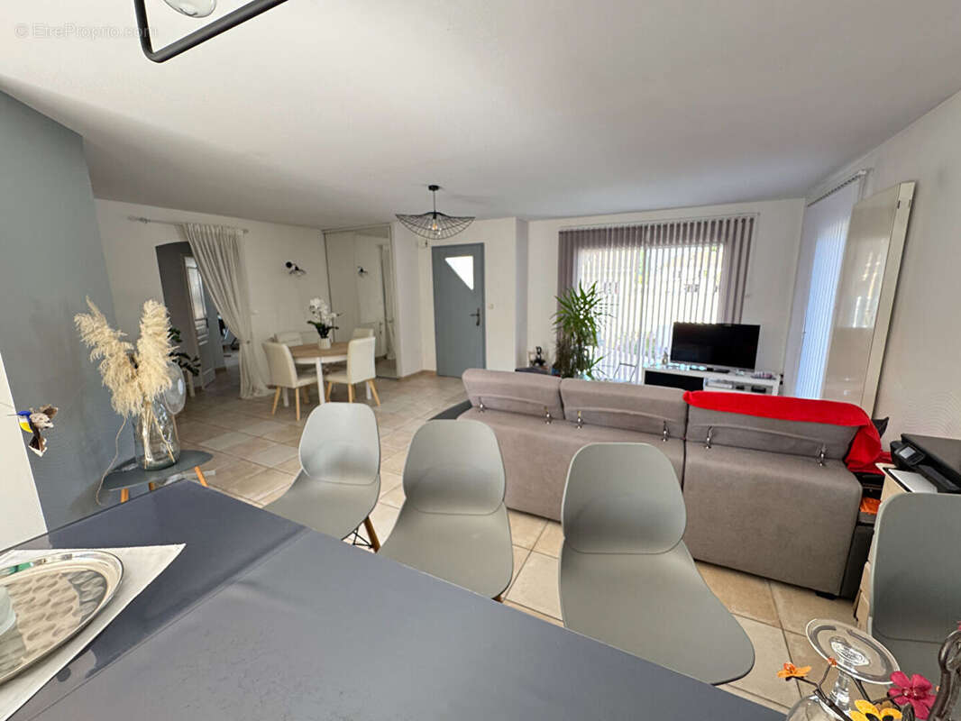 Maison L Isle D Espagnac 5 pièce(s) 132 m2 - photo 3