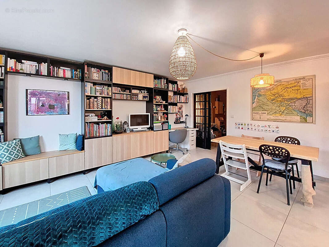 Appartement à MORNANT