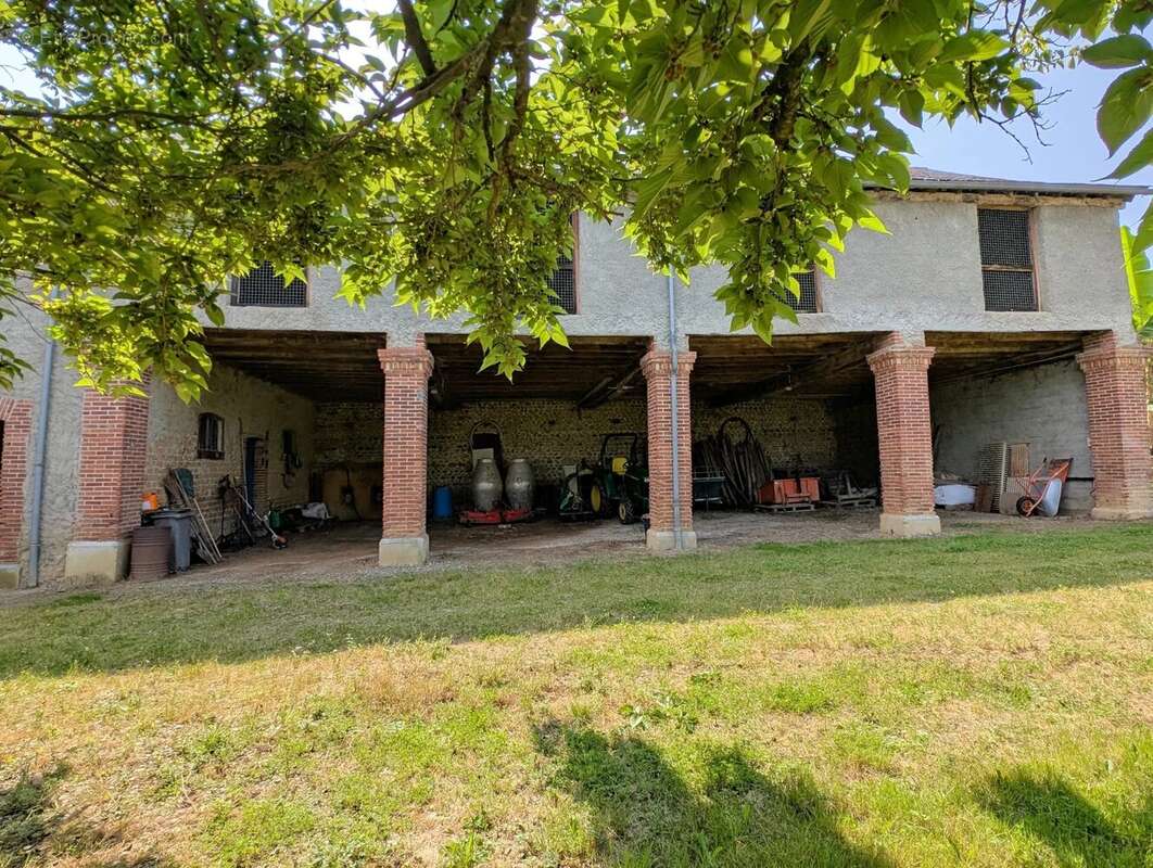 Maison à SAINT-SEVER-DE-RUSTAN