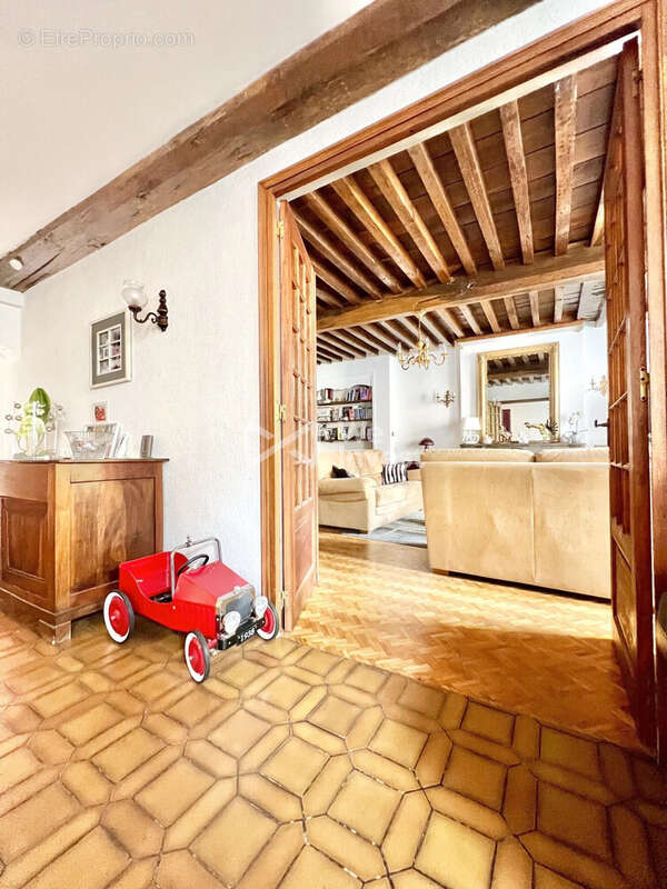Maison à AIGUEPERSE