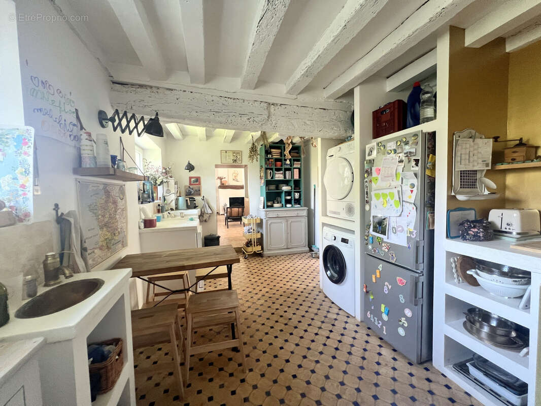 Maison à HOUDAN