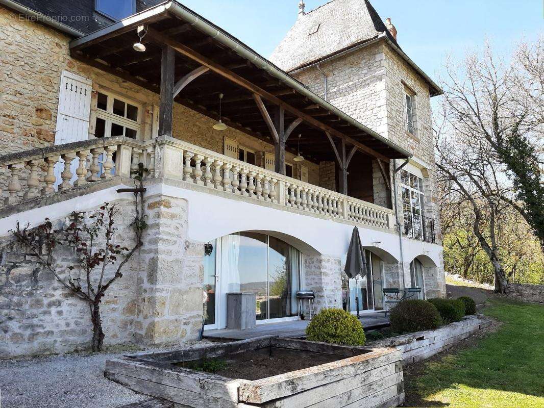 Maison à SAINT-DENIS-LES-MARTEL