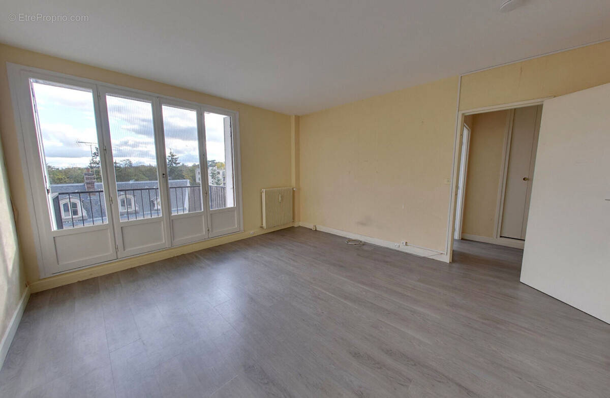 Appartement à RAMBOUILLET
