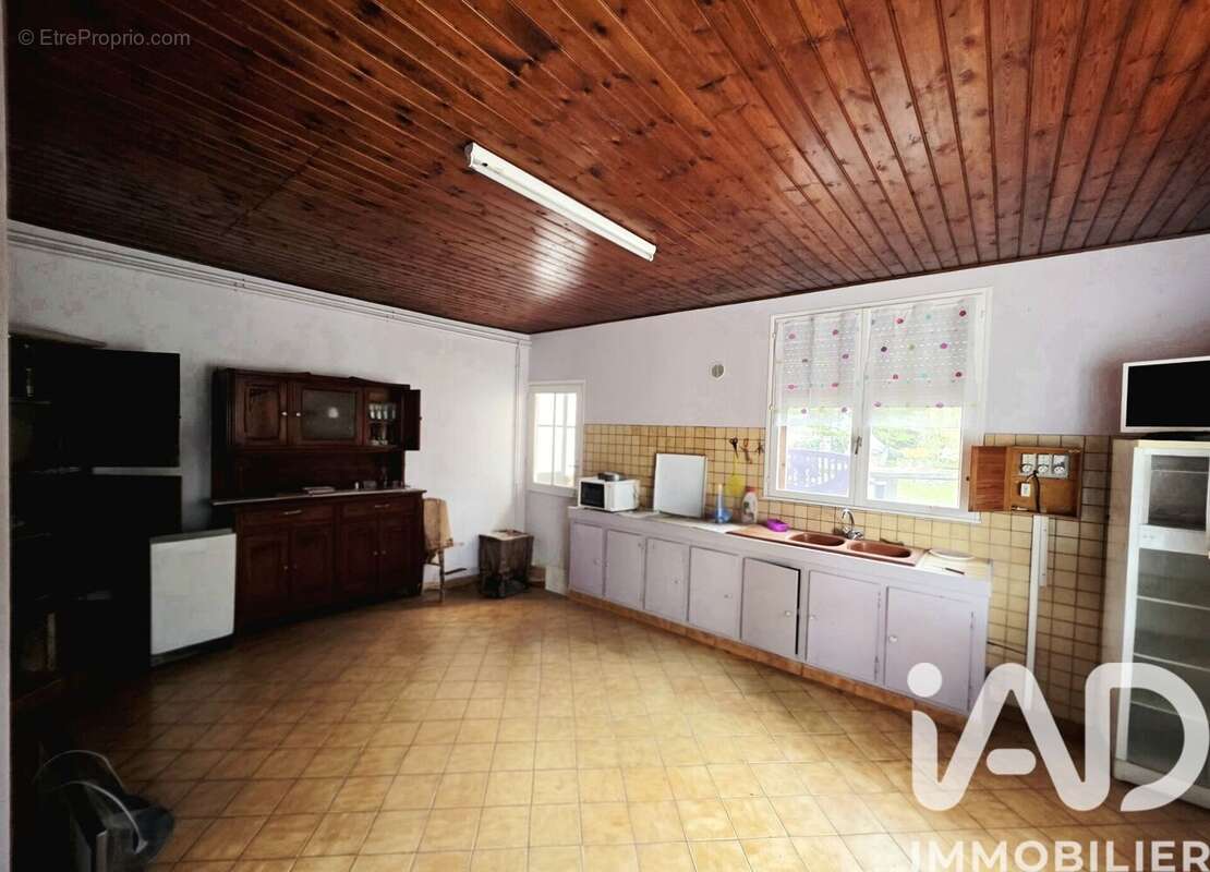 Maison 98 m² à Verdille  - photo 6