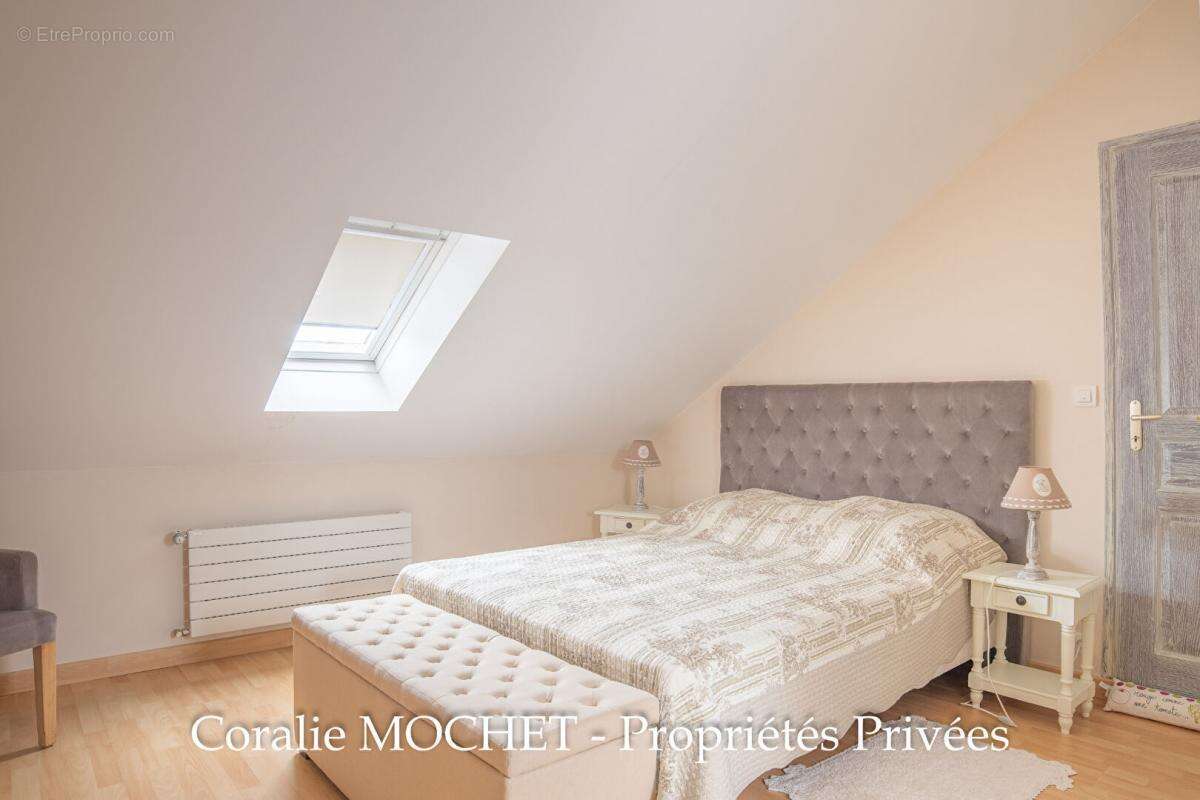 Maison à LES SORINIERES