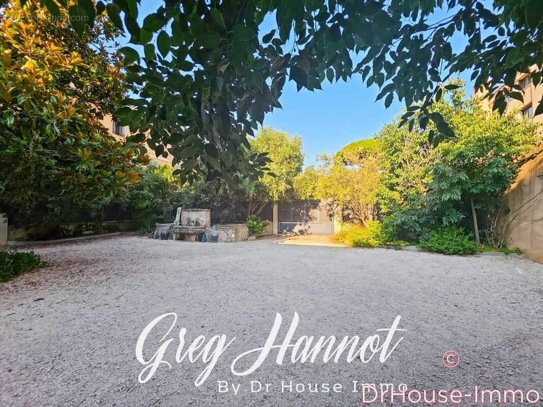 Terrain à LA VALETTE-DU-VAR