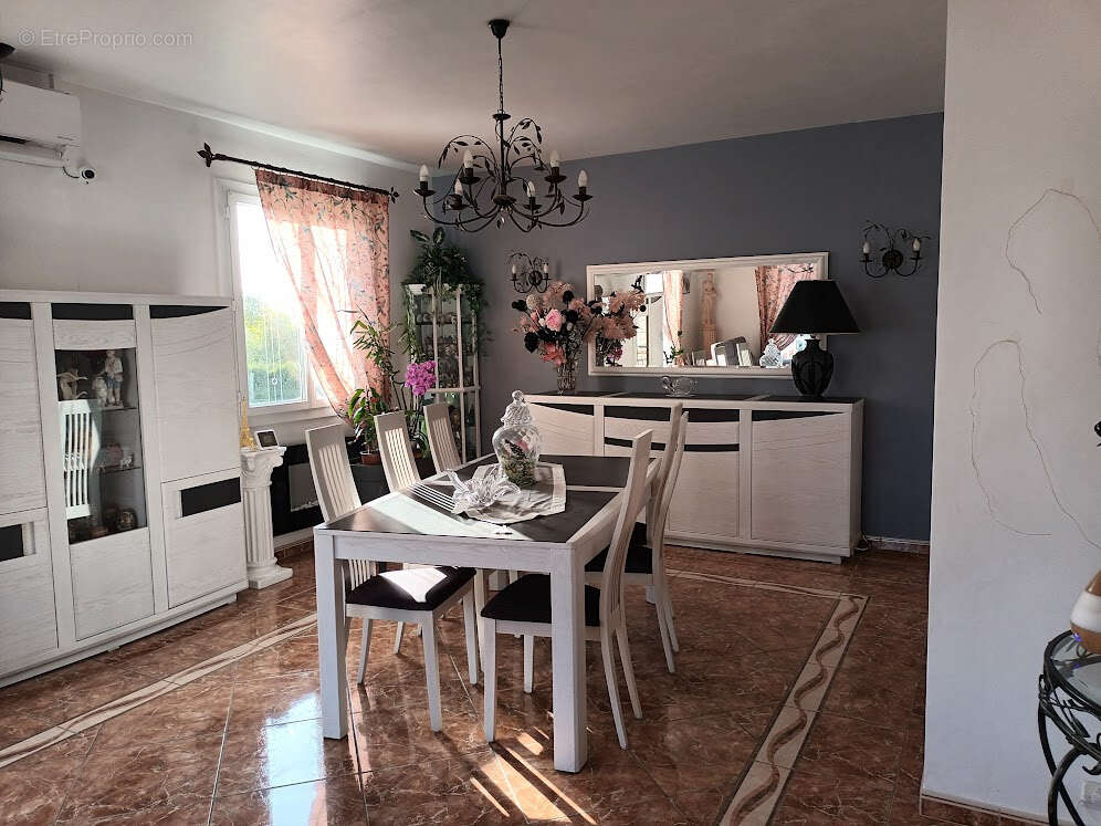 Maison à VILLEGAILHENC