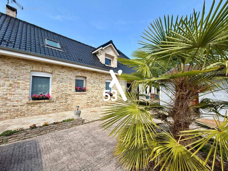 Maison à ROQUETOIRE