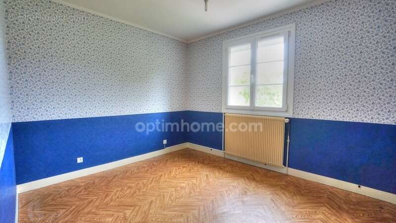 Maison à VERNEUIL-EN-HALATTE