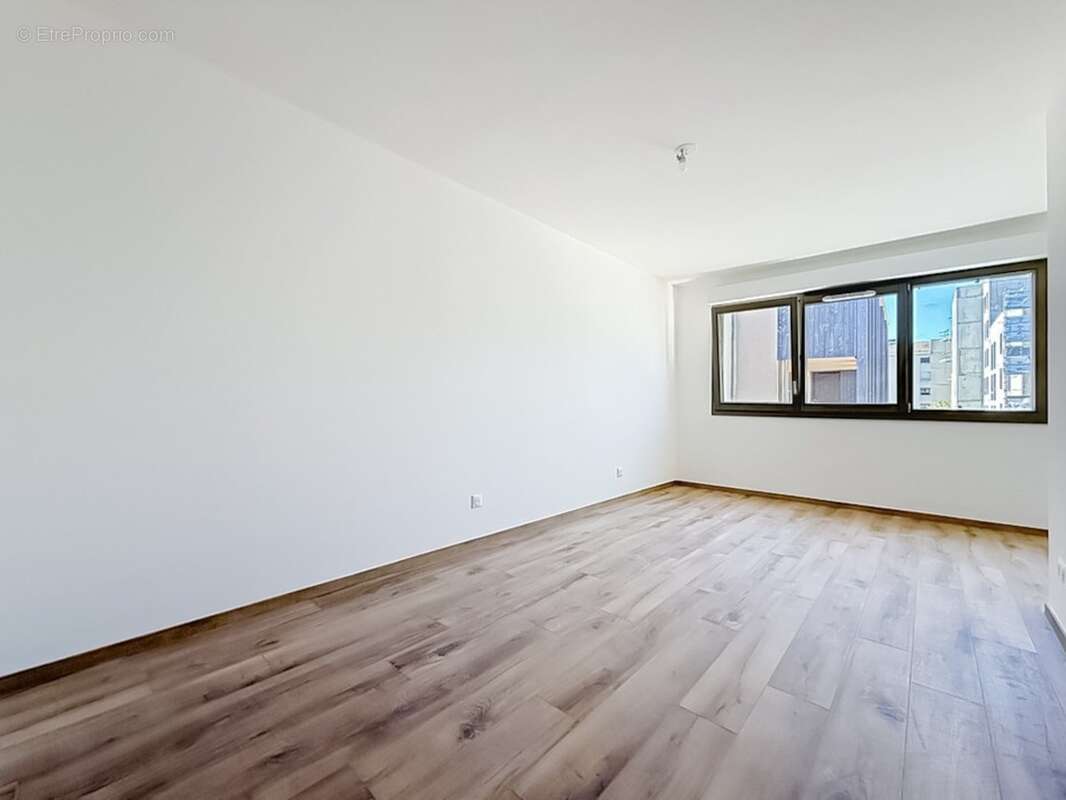 Appartement T5 116 m² dernier étage, terrasse 23 m², 2 garages - ANNECY (74) - photo 7