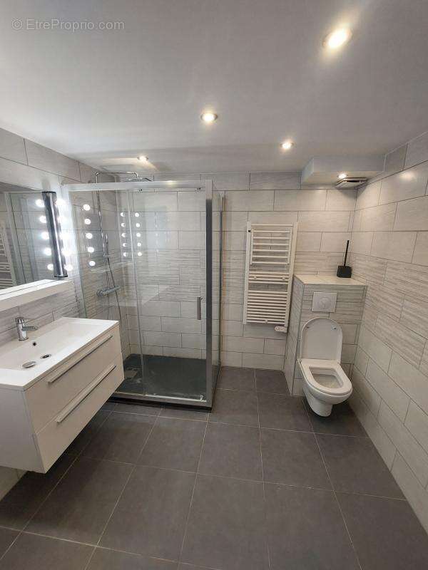Argelès-sur-Mer   T3 rénové 54 m2, idéal résidence ou invest - photo 5