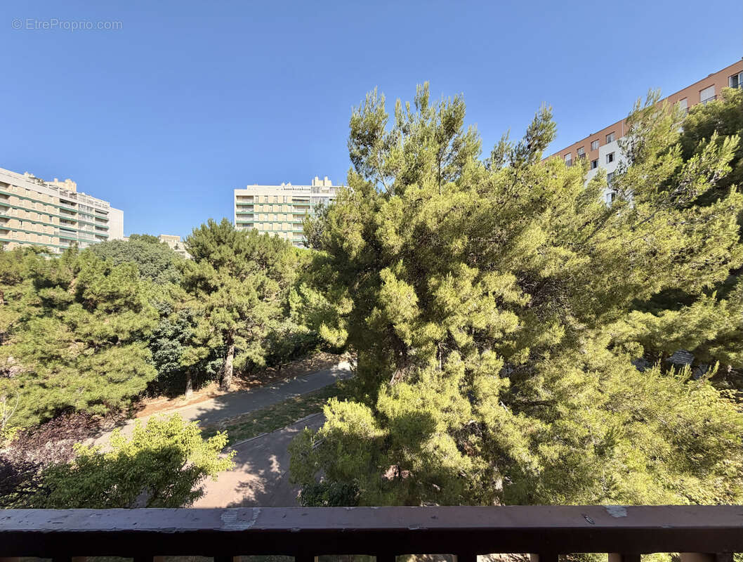 Appartement à MARSEILLE-13E