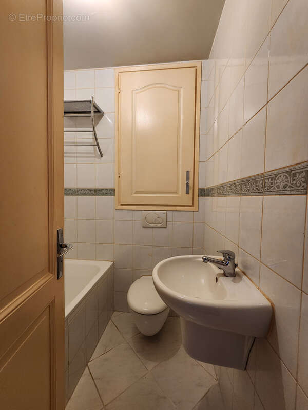 Centre ville appartement t5 de 135.82m2 avec garage - photo 11