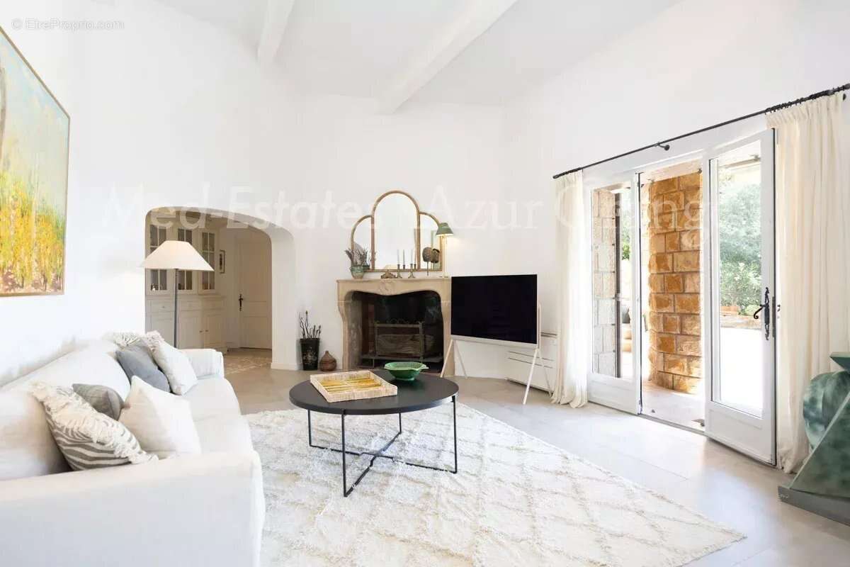 Villa d'exception avec vue panoramique à Grimaud. - photo 6