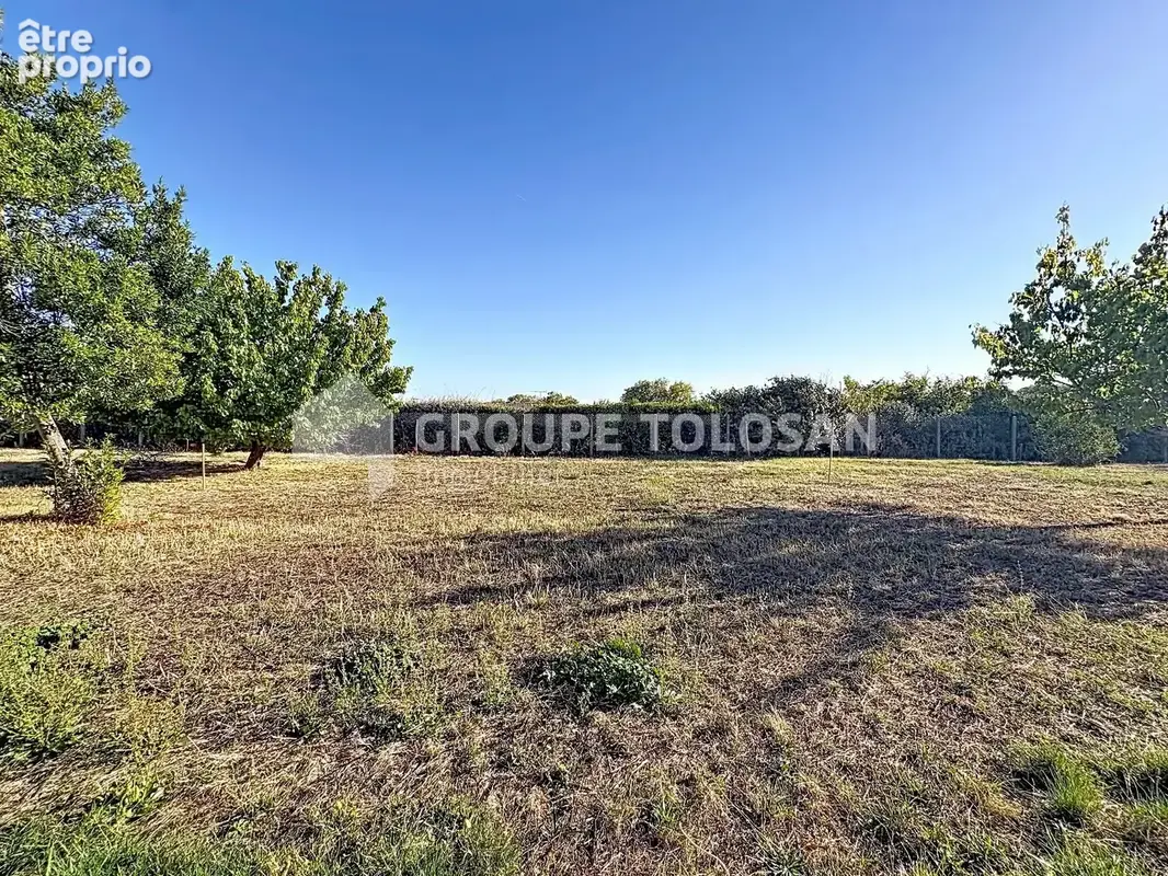 - Maison sur terrain 472m2 - photo 2