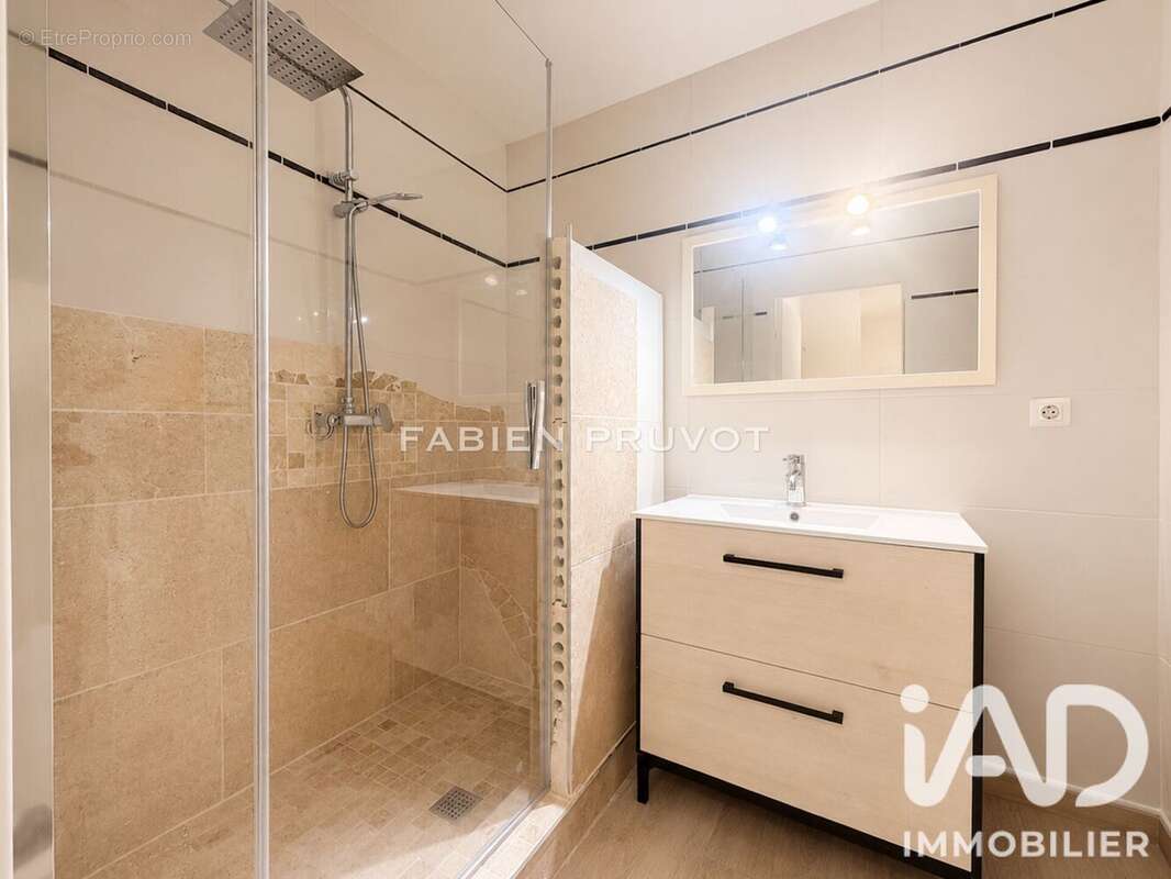 Appartement 67 m² à Eaubonne  - photo 6
