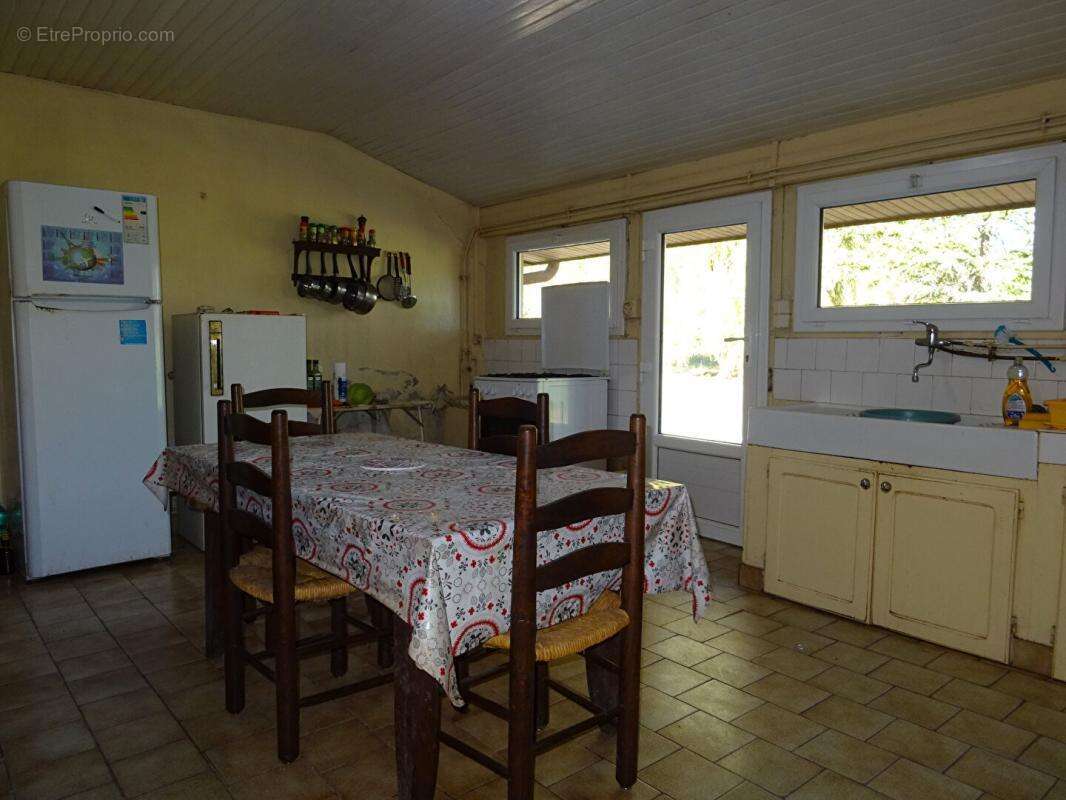 Maison à CAUNA