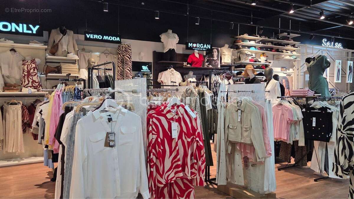 Commerce à LOUVIERS