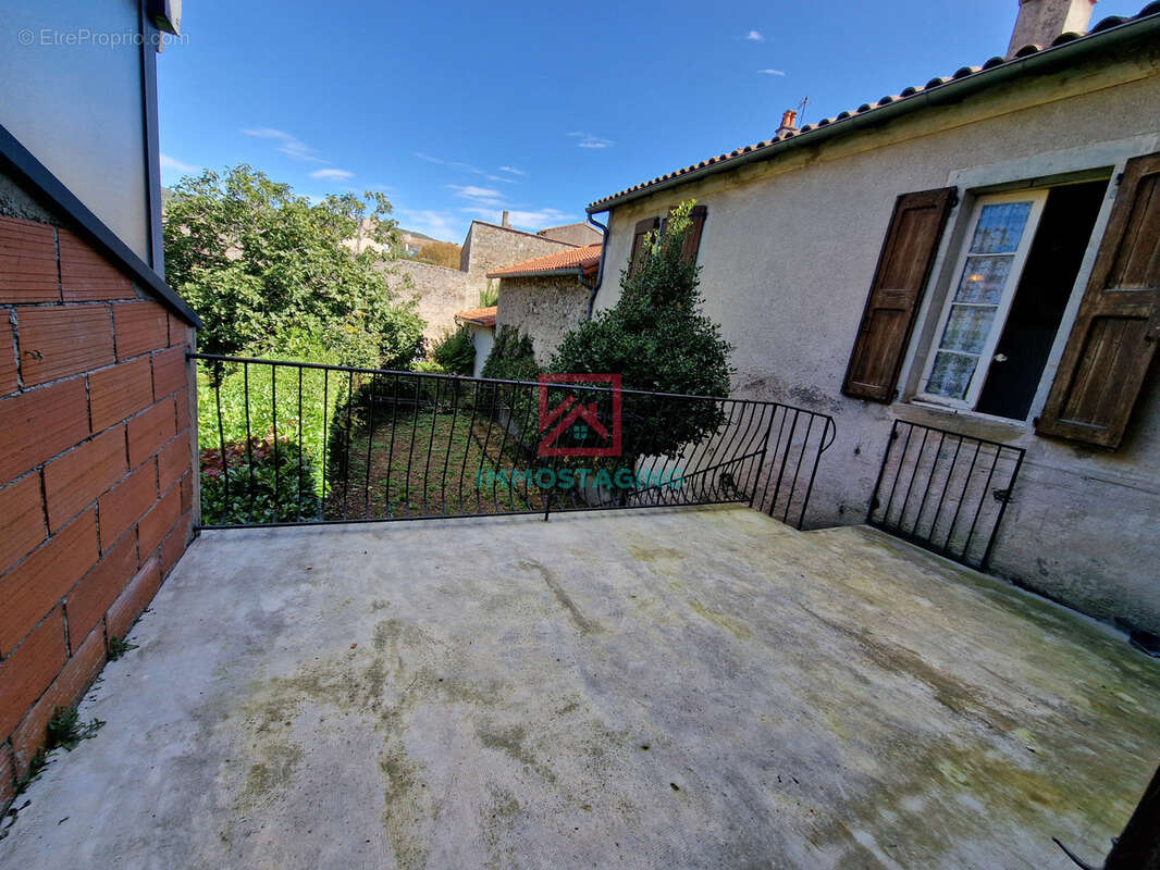 Maison à SAINT-AFFRIQUE