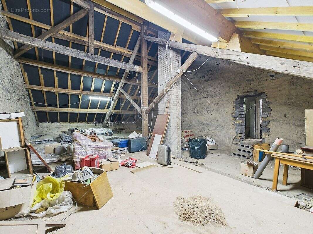 Maison à FILLIERES