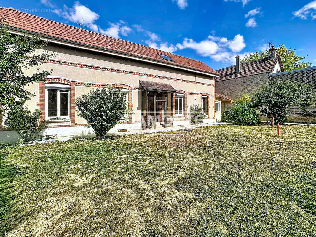 Maison-troyes-secteur blanqui - photo 2