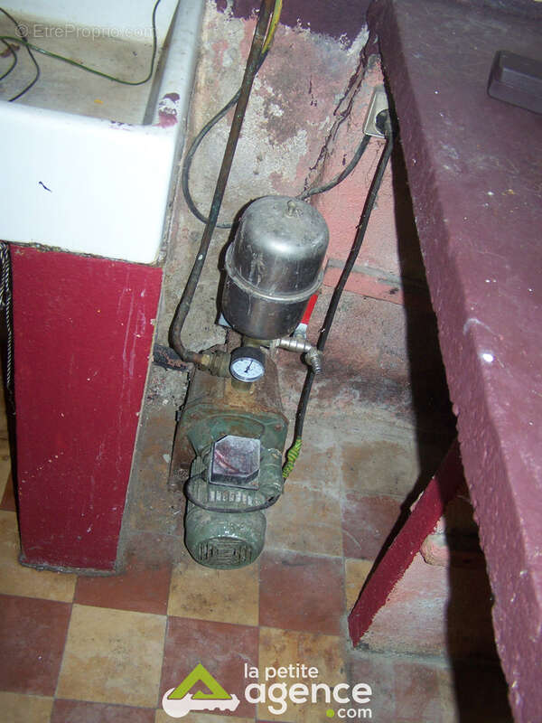 Maison à EPINEUIL-LE-FLEURIEL