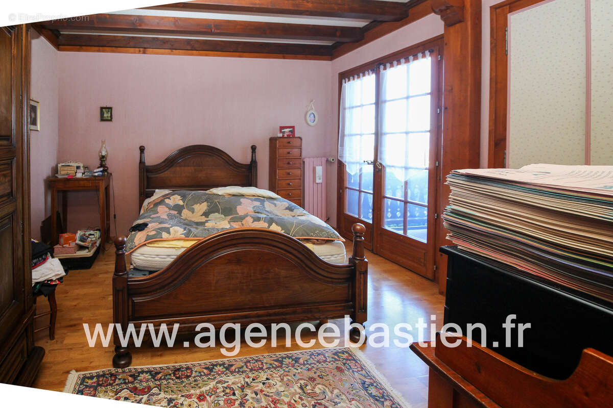 Maison à DIVONNE-LES-BAINS