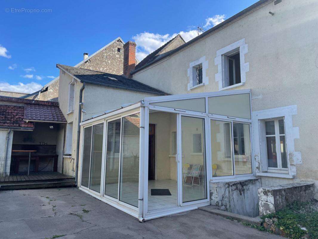 Maison à BONNY-SUR-LOIRE