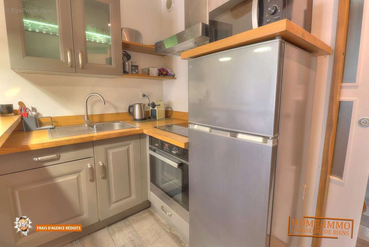 Lot de 3 apaprtements en plein coeur du vieil antibes - photo 11