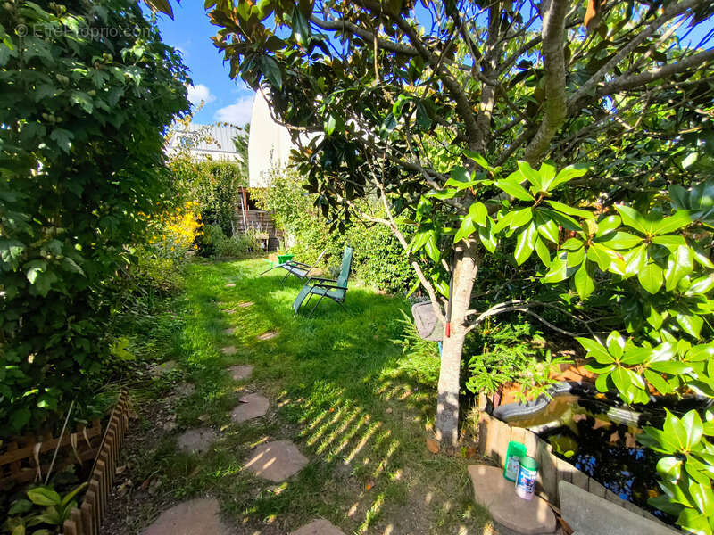 Maison à NANTERRE
