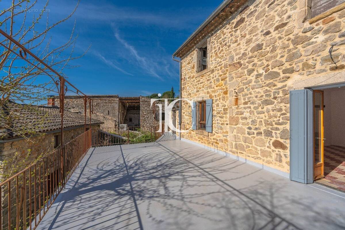 Appartement à LES ASSIONS