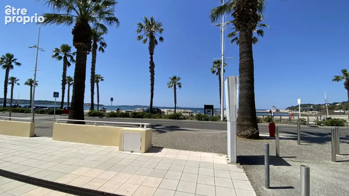 Bien immobilier à vendre à Six-Fours-Les-Plages (83140) - photo 2