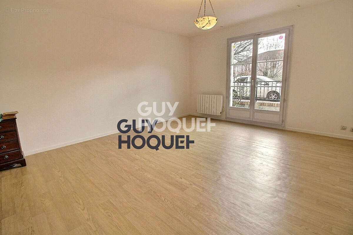 Appartement à LIMEIL-BREVANNES