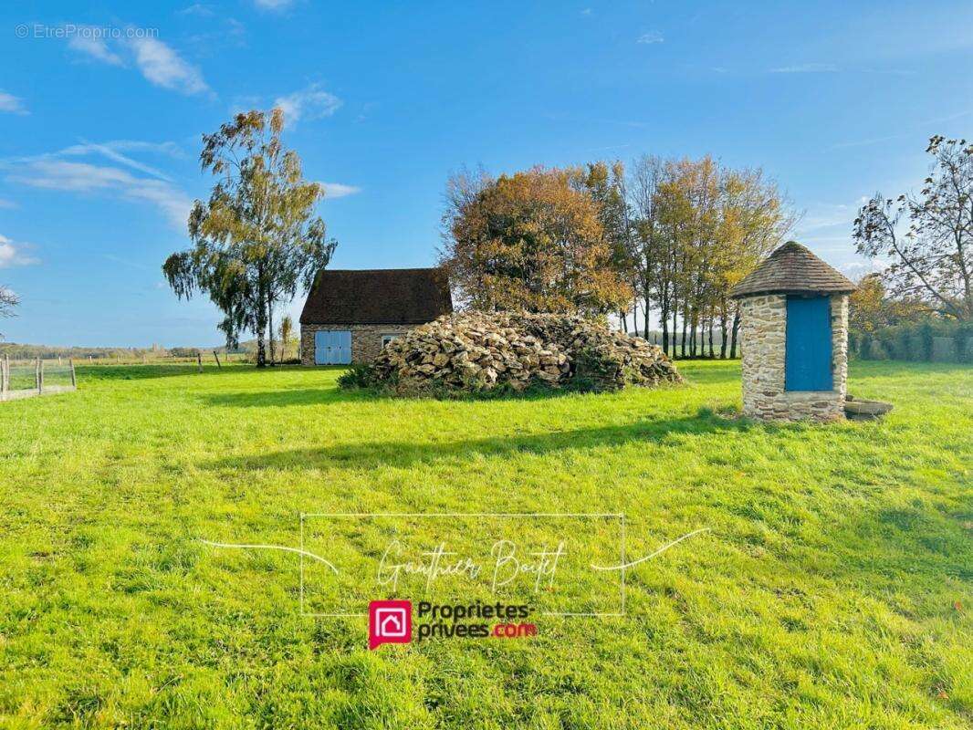 Terrain à LA FERTE-GAUCHER