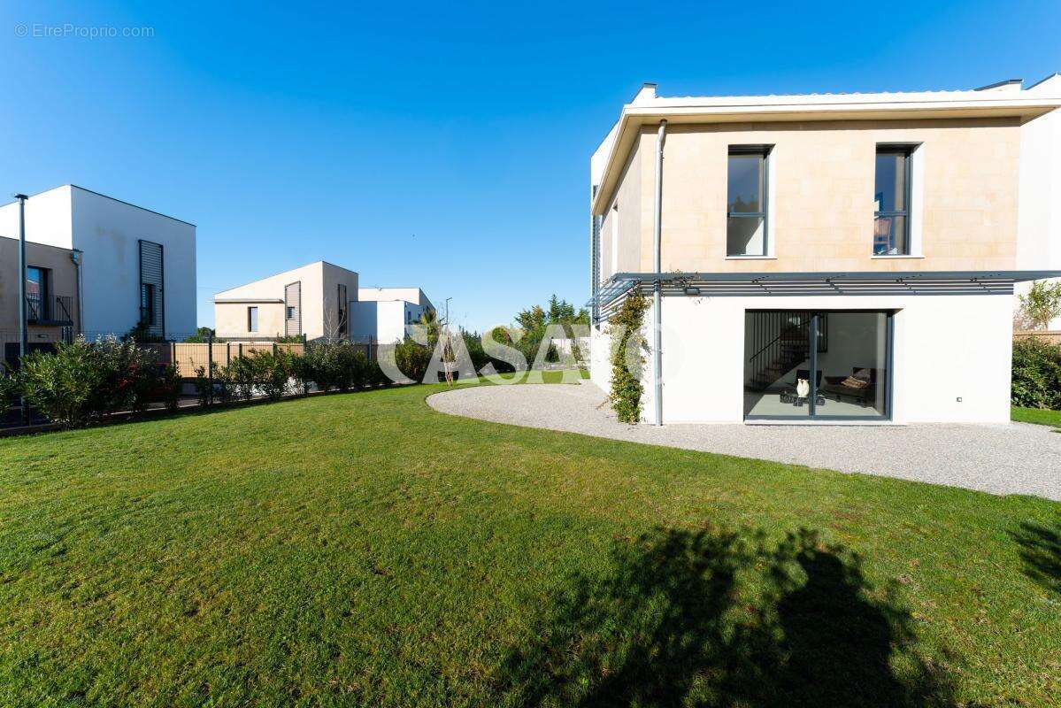 Maison à AIX-EN-PROVENCE