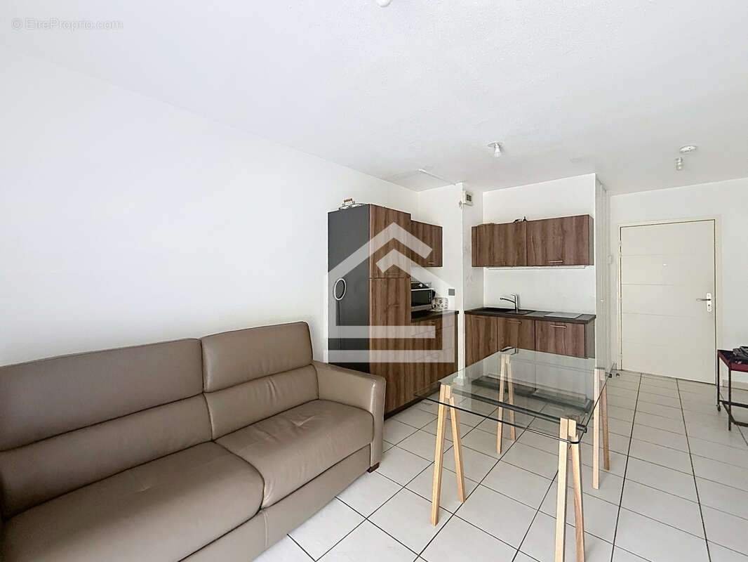 Appartement à LE HAILLAN