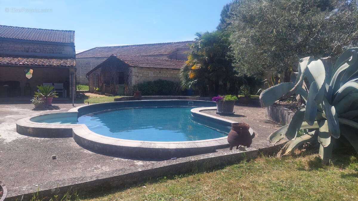 Maison à TESSON