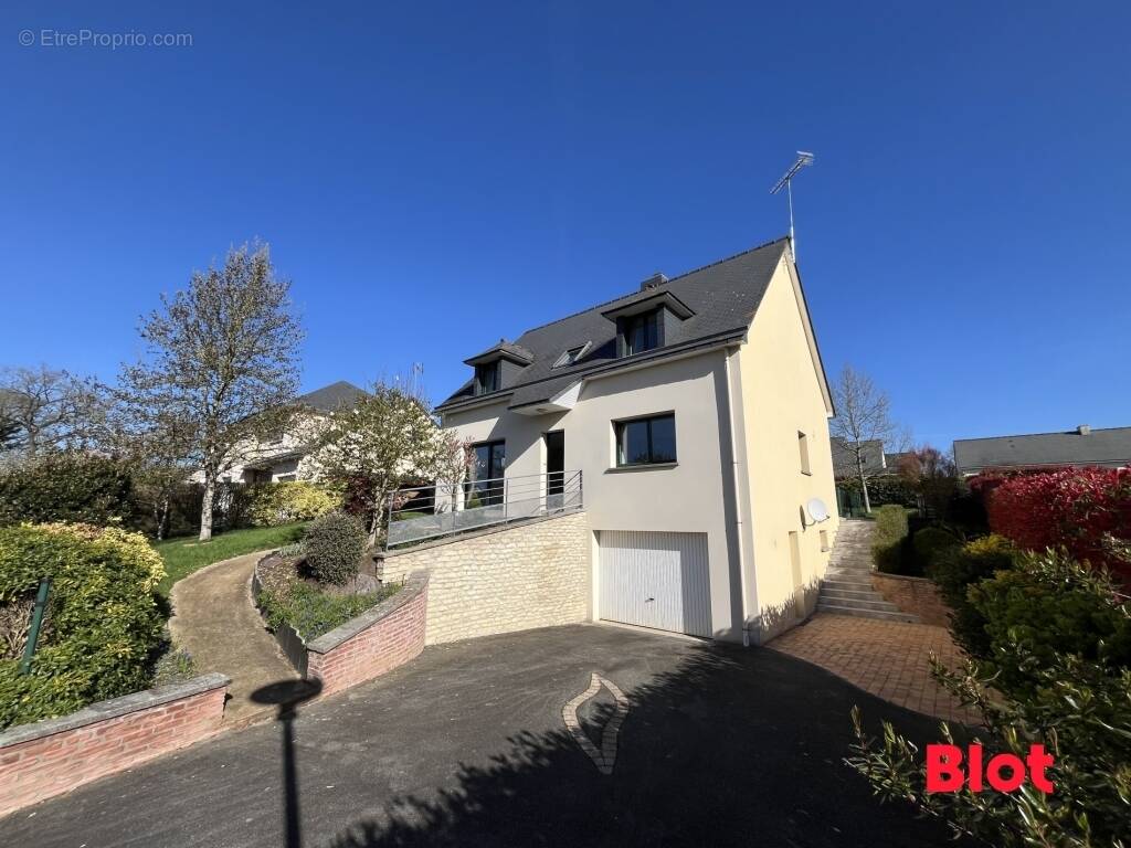 Maison à BAIN-DE-BRETAGNE