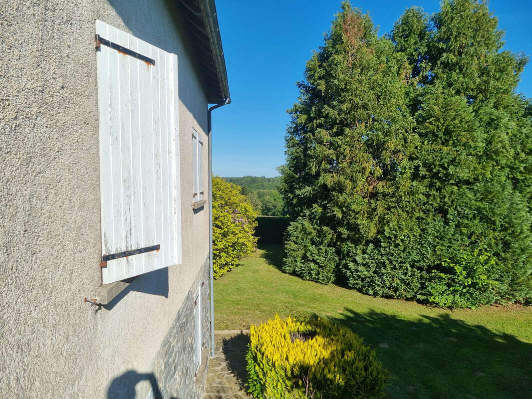 Maison à MERCOEUR