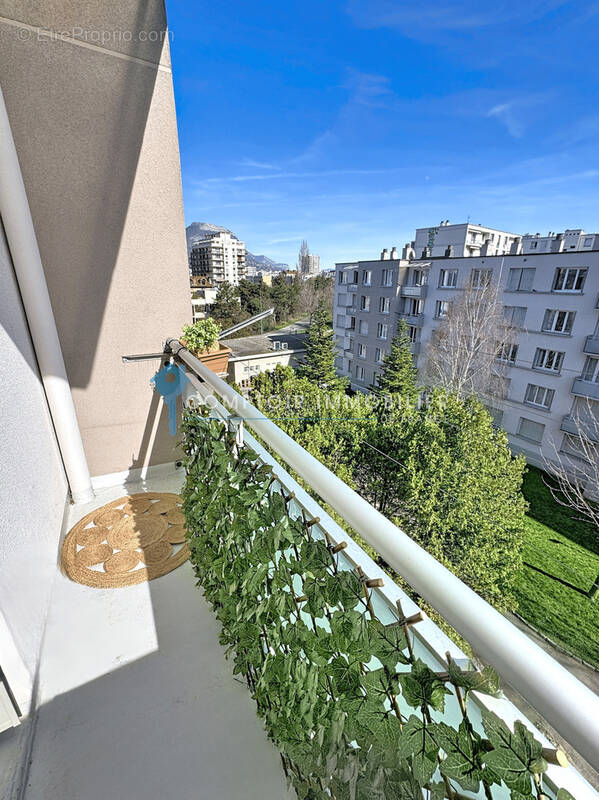 Appartement à GRENOBLE
