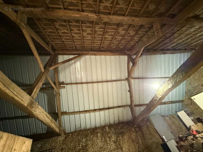 Maison à SAINT-LEGER-BRIDEREIX