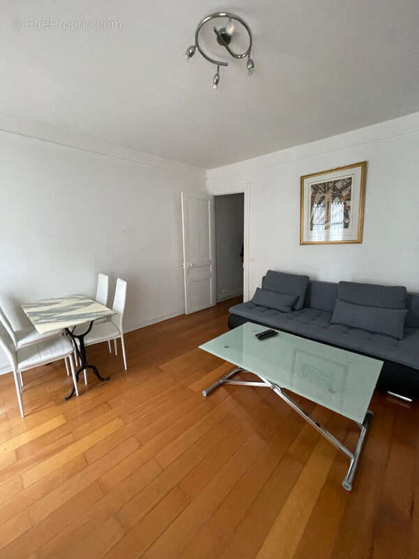 Appartement Paris 2 pièce(s) 37.28 m2 - photo 2