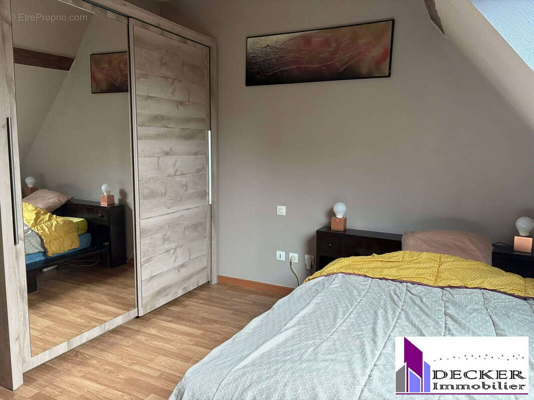 Appartement à NIEDERMODERN