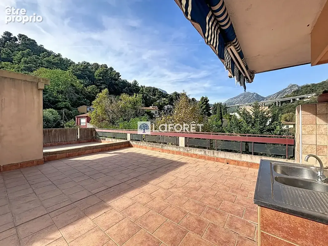 Menton - 2 pieces - grande terrasse - garage et cave - photo 6