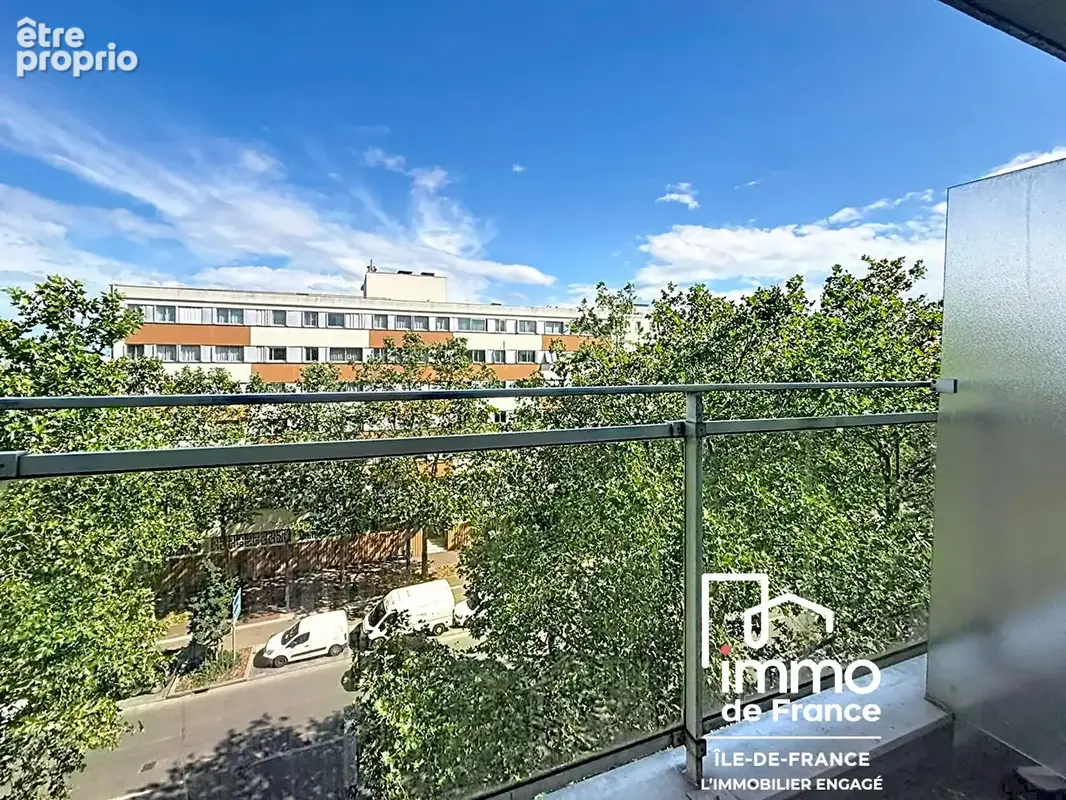 Studio rénové - Le Bourget - photo 2