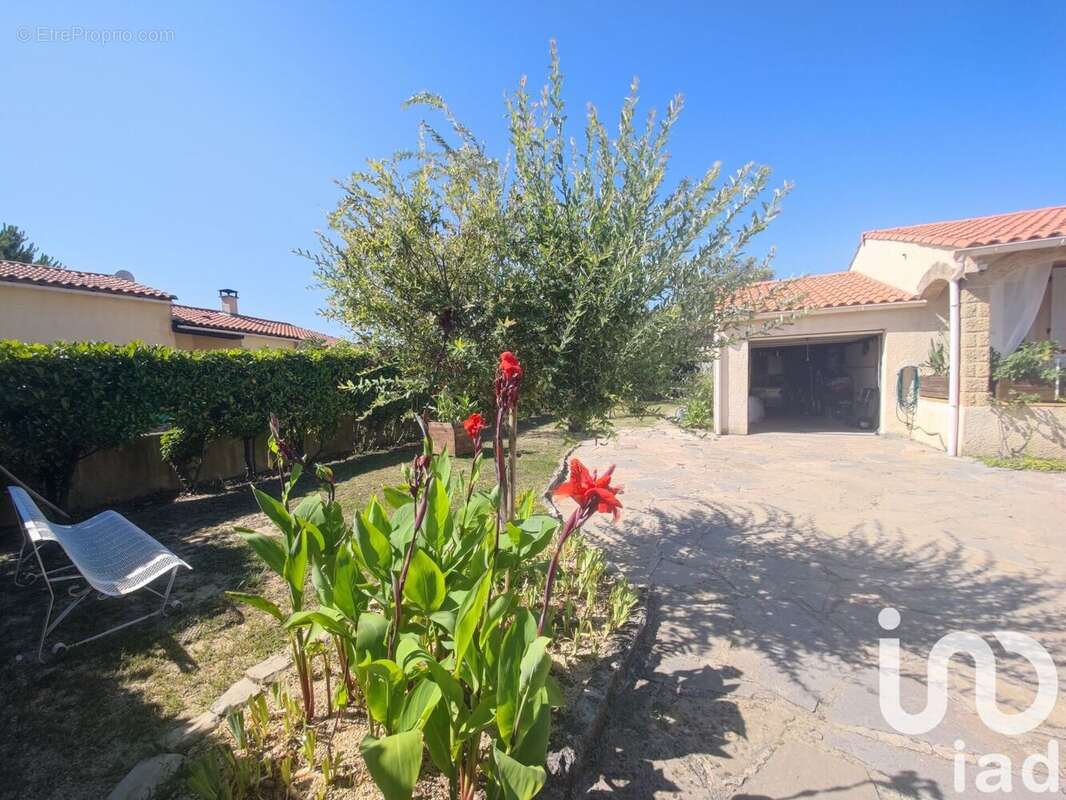 Photo 3 - Maison à ROUSSON