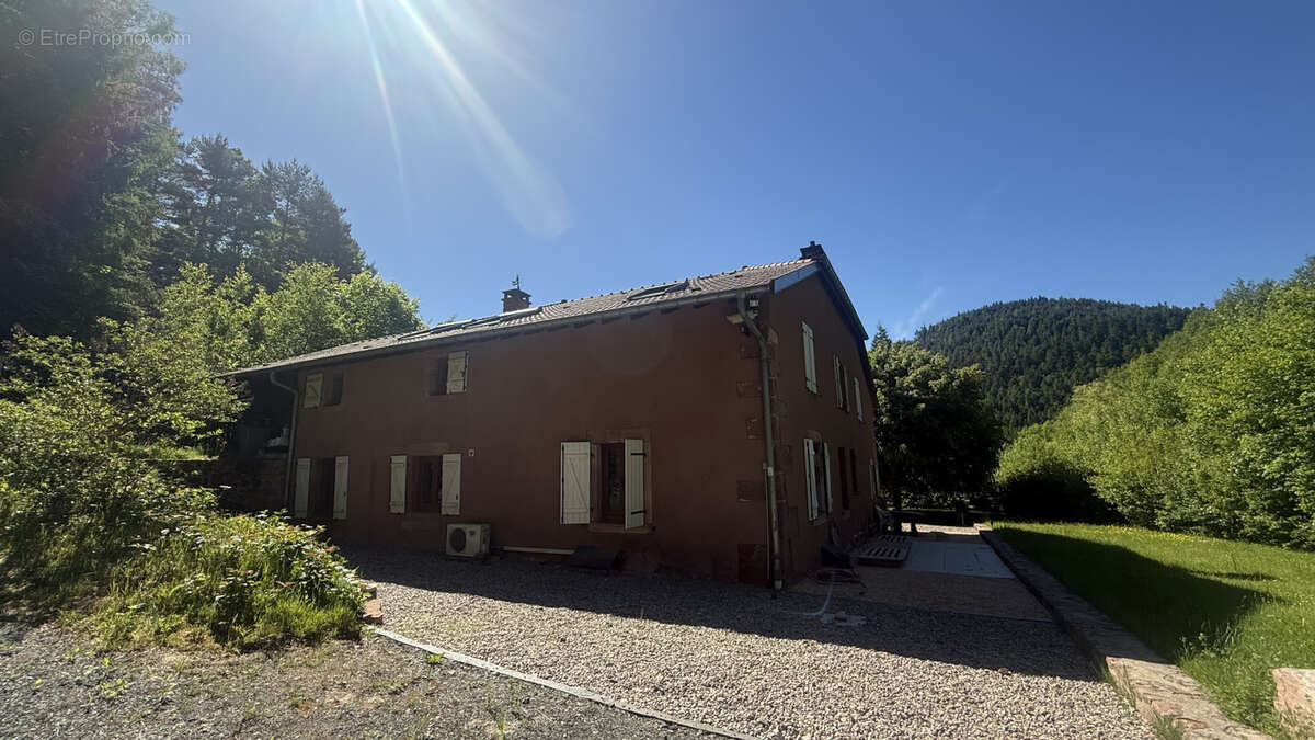Maison à TAINTRUX