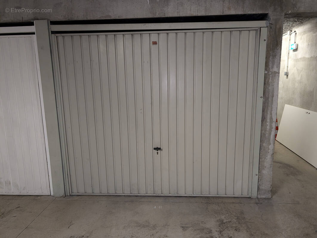 Parking à MARSEILLE-6E