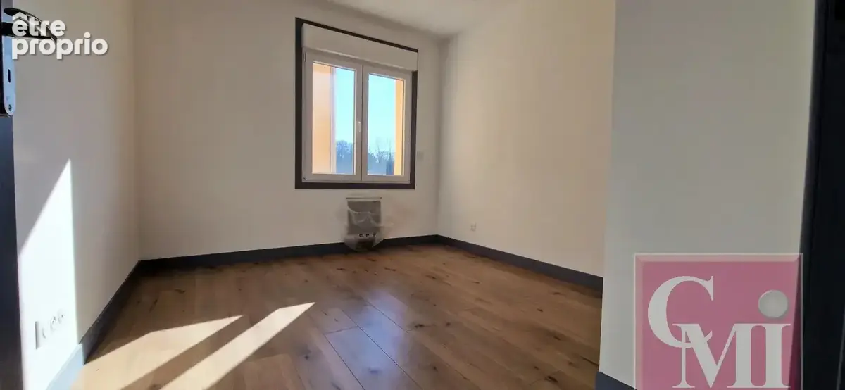 Appartement neuf avec terrasse en centre ville ! - photo 3