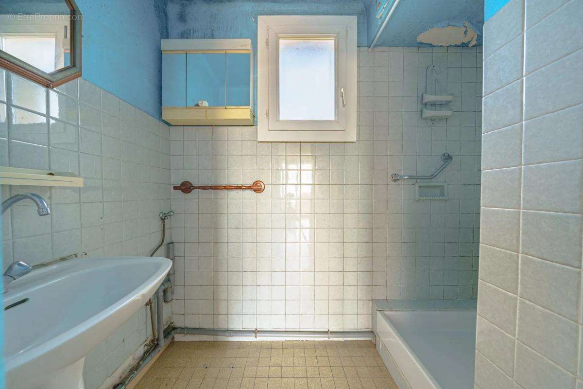 Appartement à MARSEILLE-15E